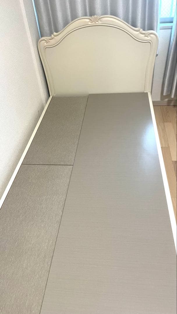ホワイト シングルベッドフレーム クラシック、大塚家具⭐︎お値引き承ります