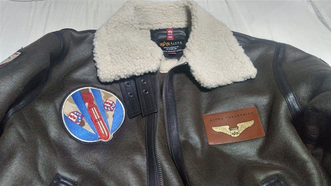 新品未使用　ALPHA B-3 フェイクムートン アルファ ワッペン付 L