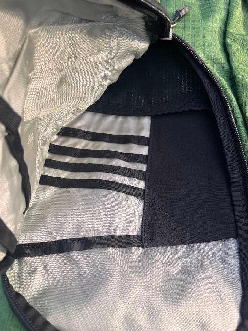美品　廃盤　patagonia　Pocketwire Pack　ロゴ刺繍　希少