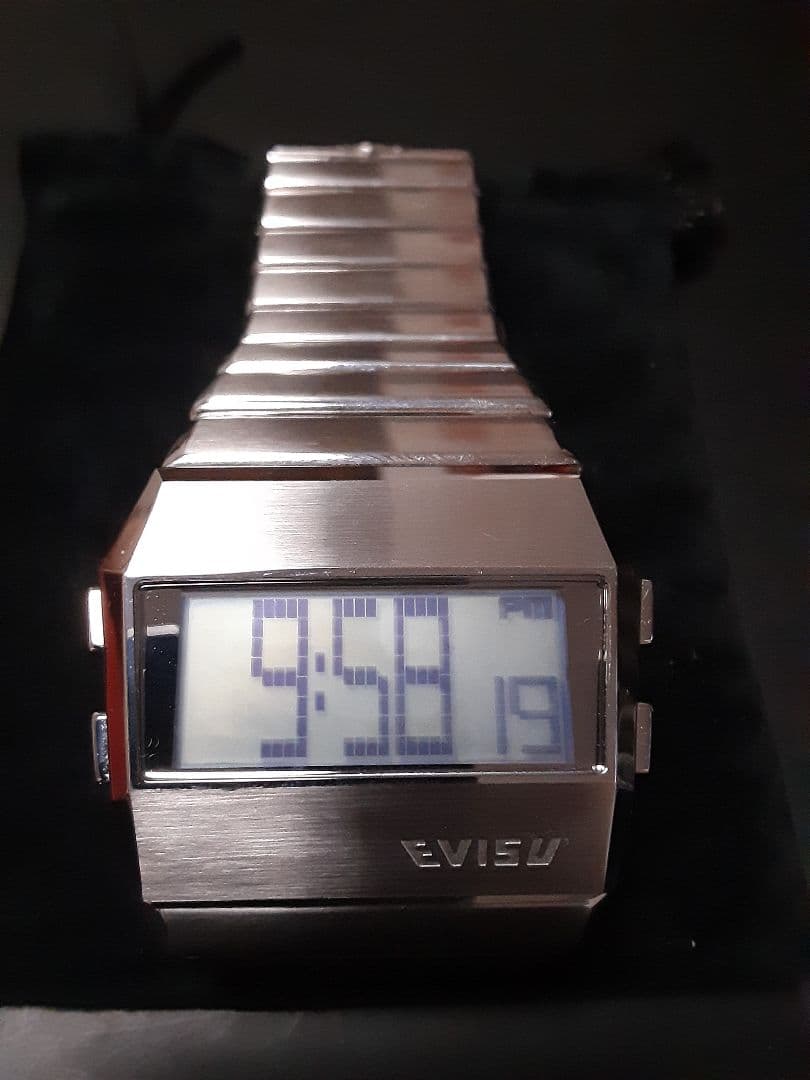 evisu デジタル時計