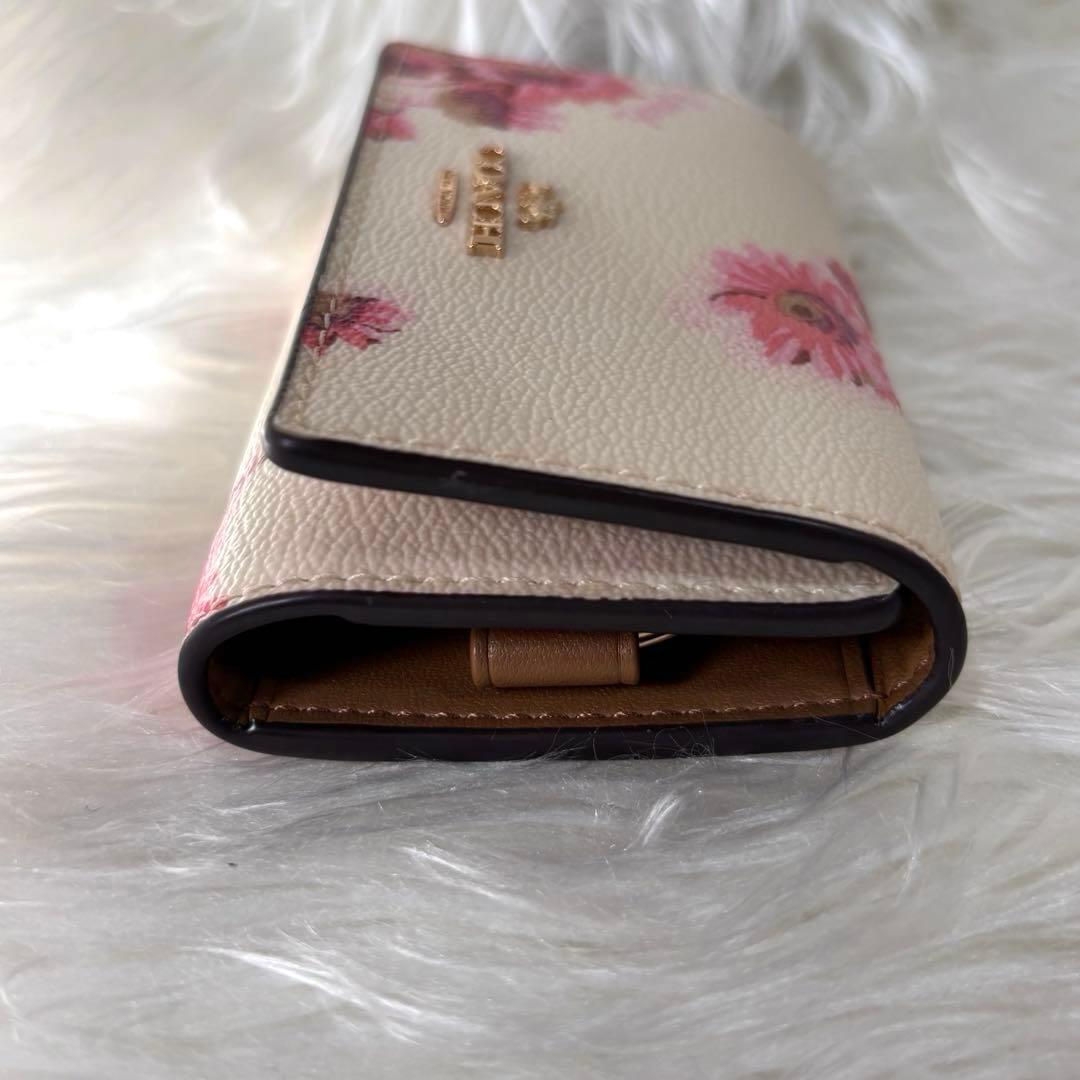 新品✨ コーチ ゴールド金具 ロゴ PVC 花柄 5連 キーケース 箱付