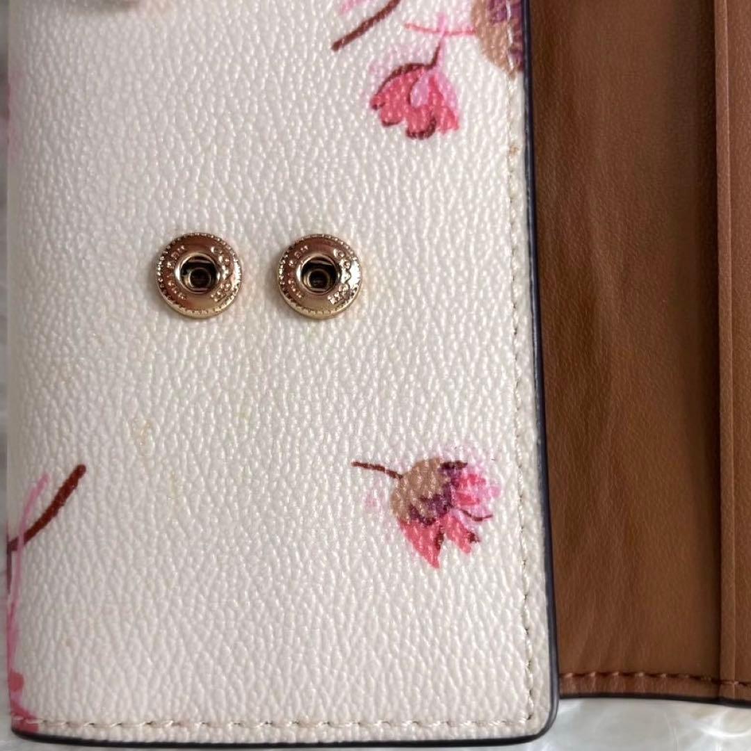 新品✨ コーチ ゴールド金具 ロゴ PVC 花柄 5連 キーケース 箱付