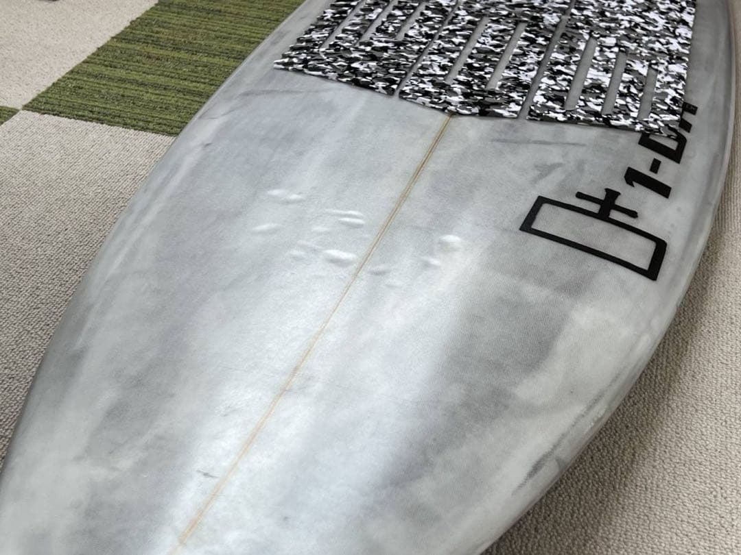 ショートボード 5’8” 1/2 23.4L 1DAシェイプス ラウンドテール