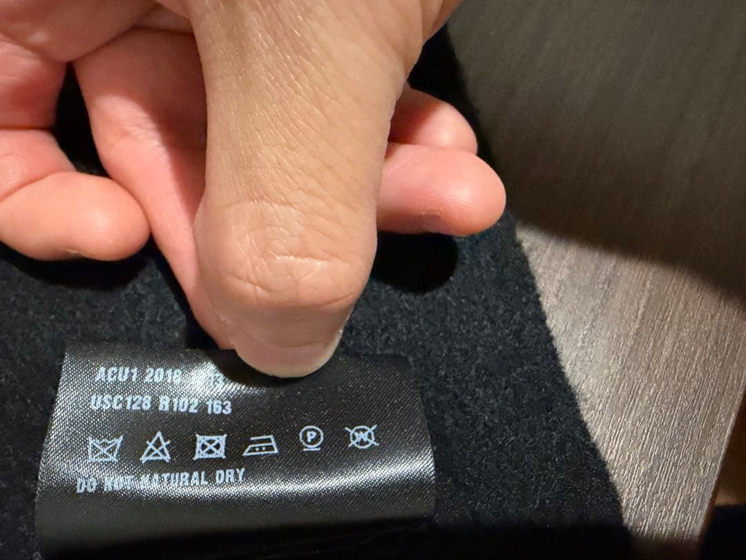 PRADA ブラック マフラー