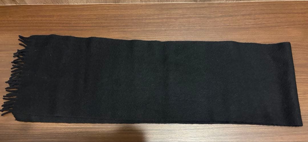 PRADA ブラック マフラー