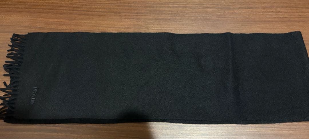 PRADA ブラック マフラー