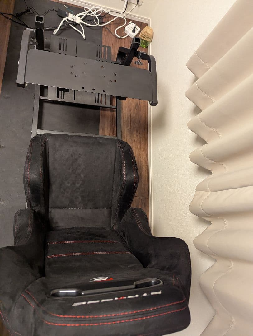 【カビキラー】STRASSE コックピット + シート キャスター付美品