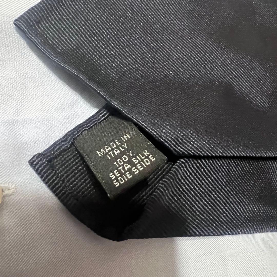 美品 Atto Vannucci アットヴァンヌッチ ネクタイ ネイビー 無地