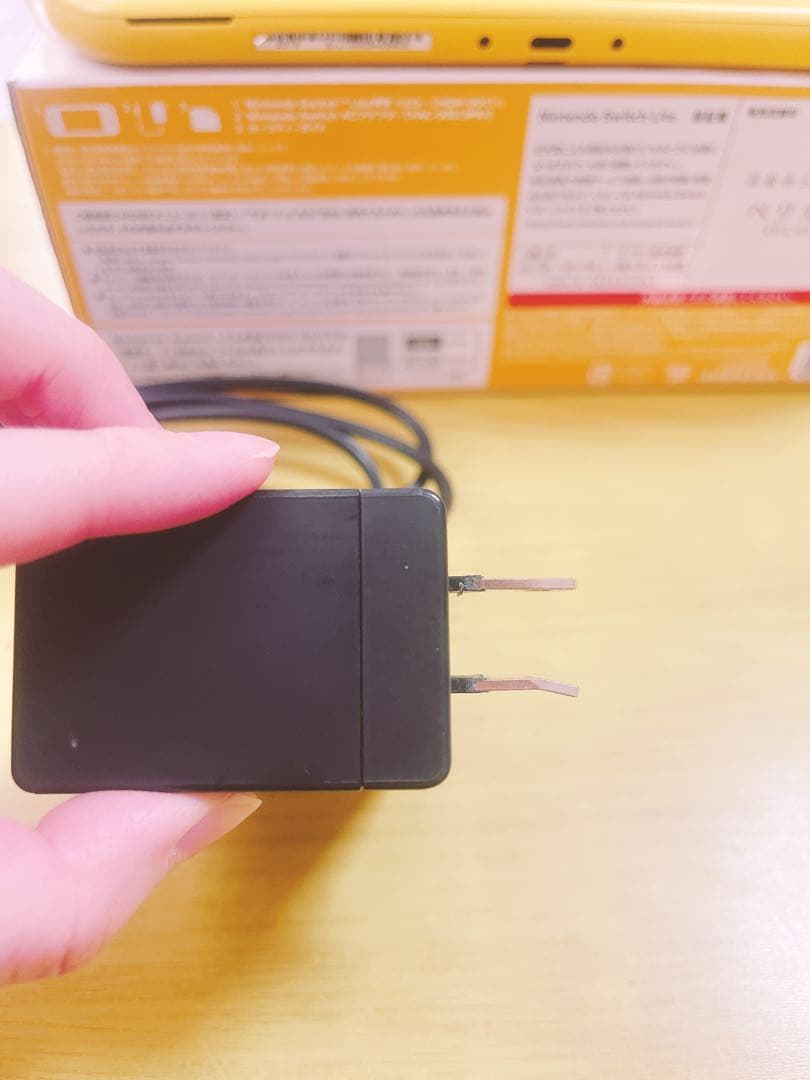Nintendo Switch Lite イエロー 本体 AC付き(ジャンク品)