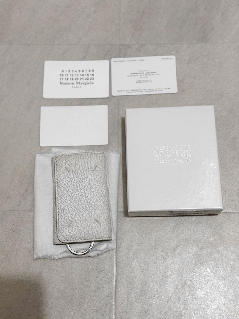 メゾンマルジェラ Maison Margiela 4ステッチ キーケース