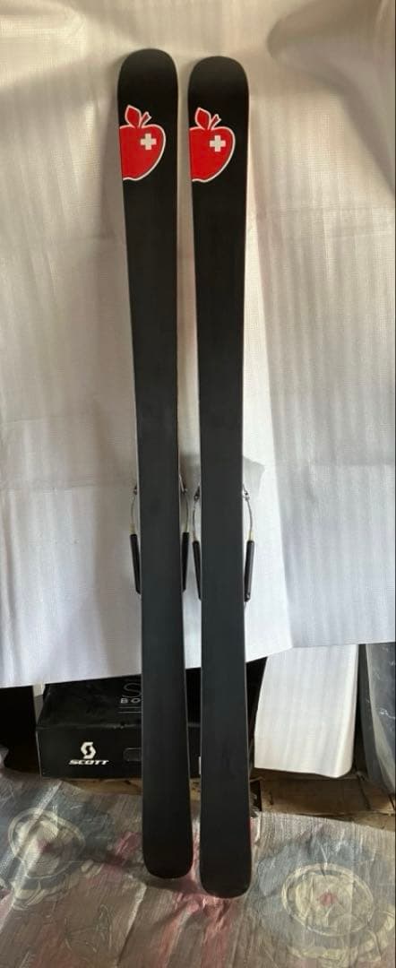 i*k様 テレマークスキー板　 Movement FreeHeel 176㎝