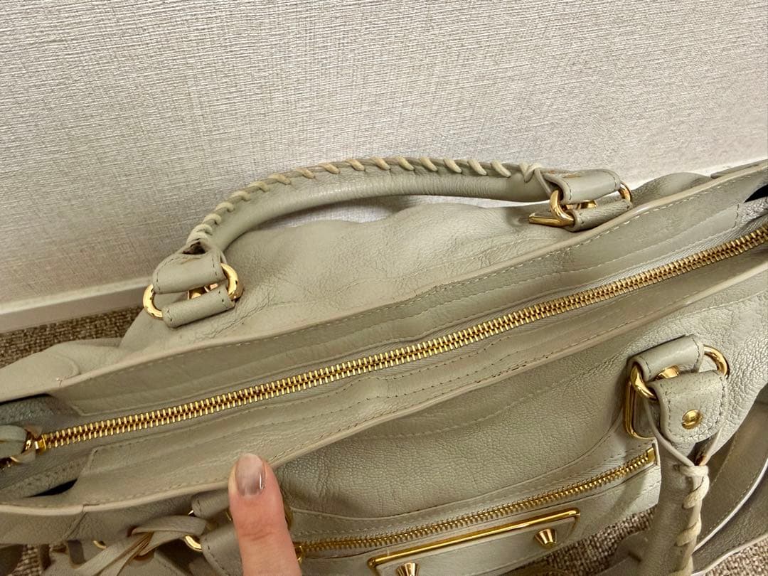 週末値下バレンシアガ クラシック メタリックエッジ シティ 2way グレージュ