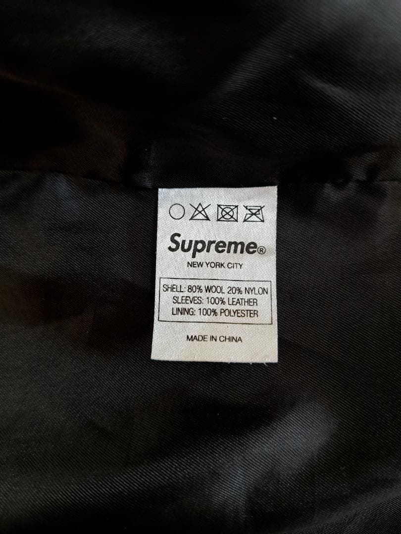 SUPREME フード付きスタジャン 黒/茶