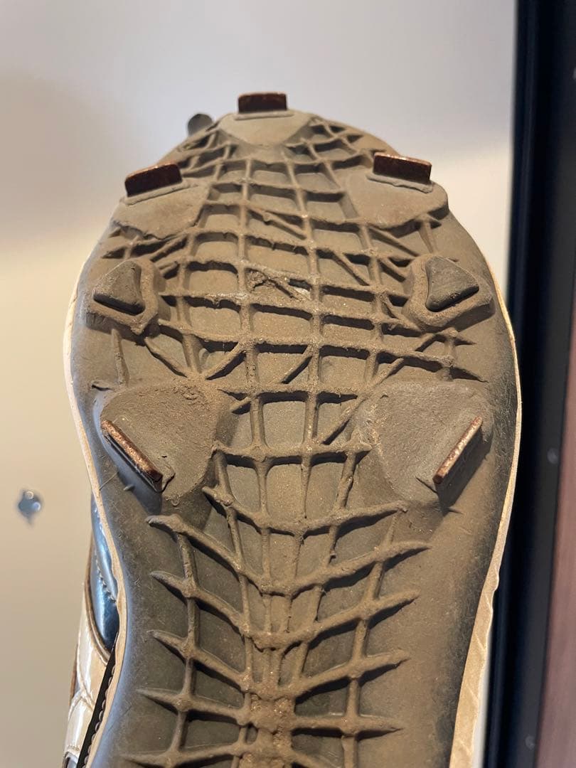 0*7様 GW限定値下げ【レア】千葉ロッテマリーンズ安田選手　実使用スパイク