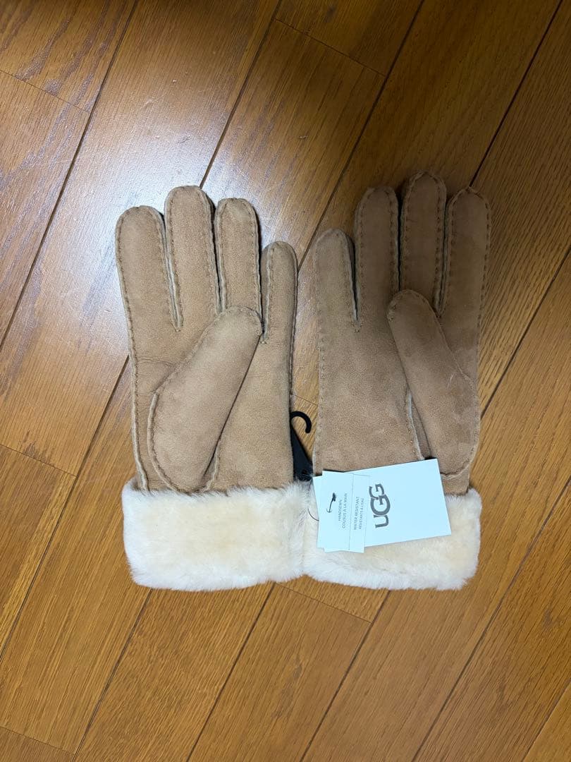 UGG Cuff Glove チェスナット M