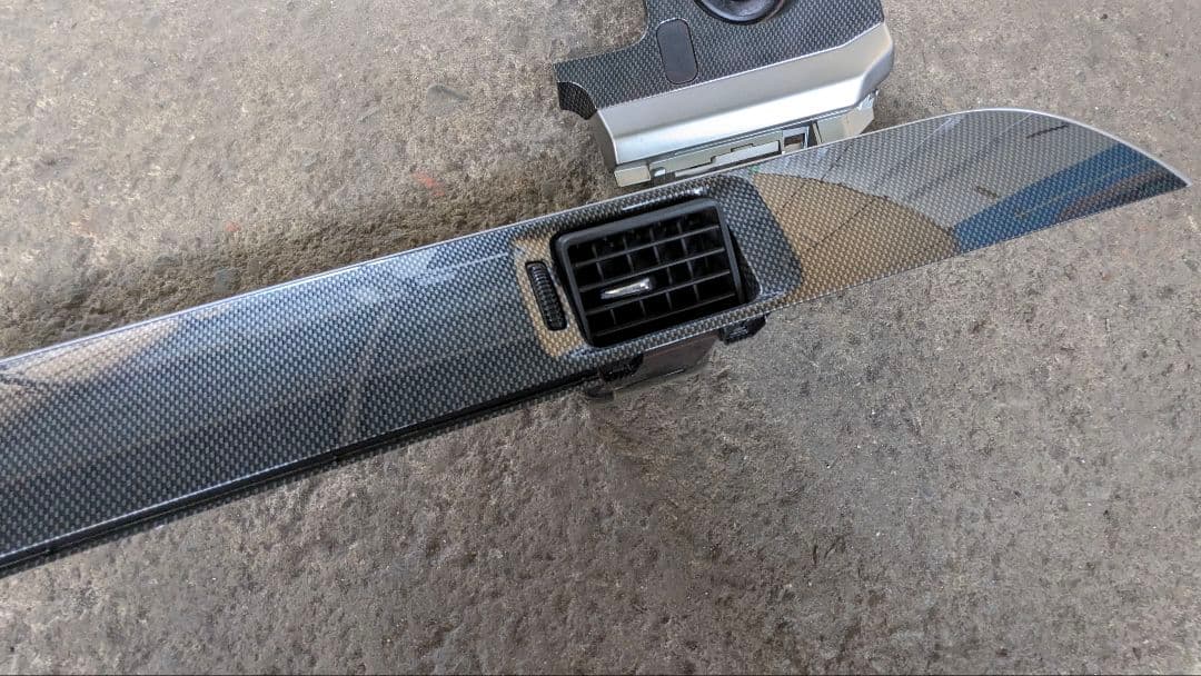 三菱ふそう　17スーパーグレード　Premium カーボン調　ダクトカバー　中古