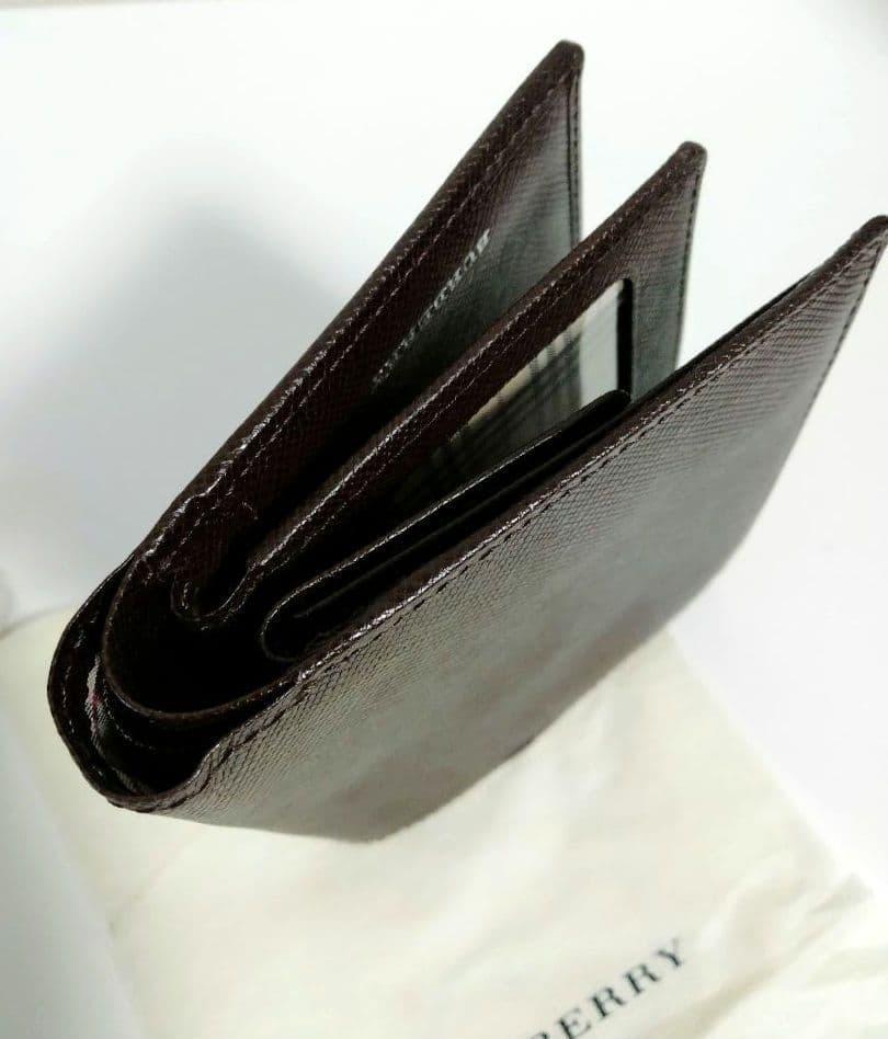 【美品】バーバリーノバチェック　折財布　大容量　ブラウン　レザー