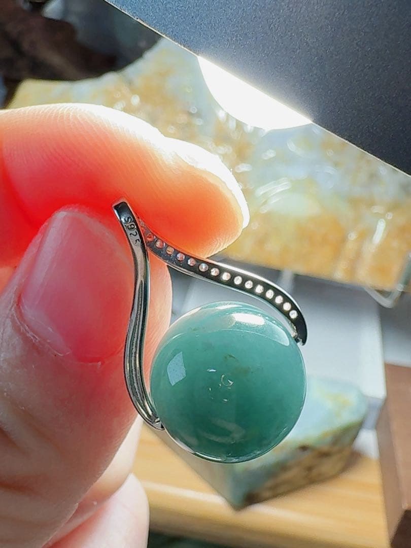 2点まとめR2M-0585/R2M-0576天然本翡翠　ネックレス　指輪