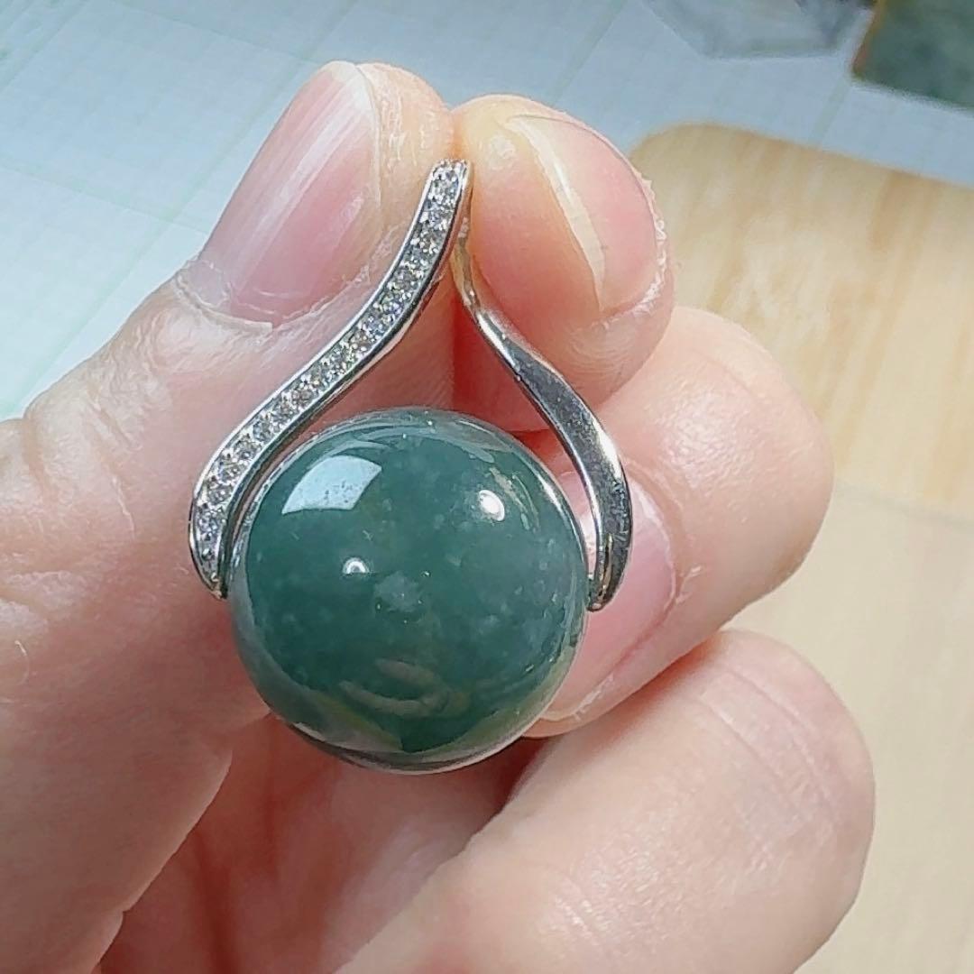 2点まとめR2M-0585/R2M-0576天然本翡翠　ネックレス　指輪