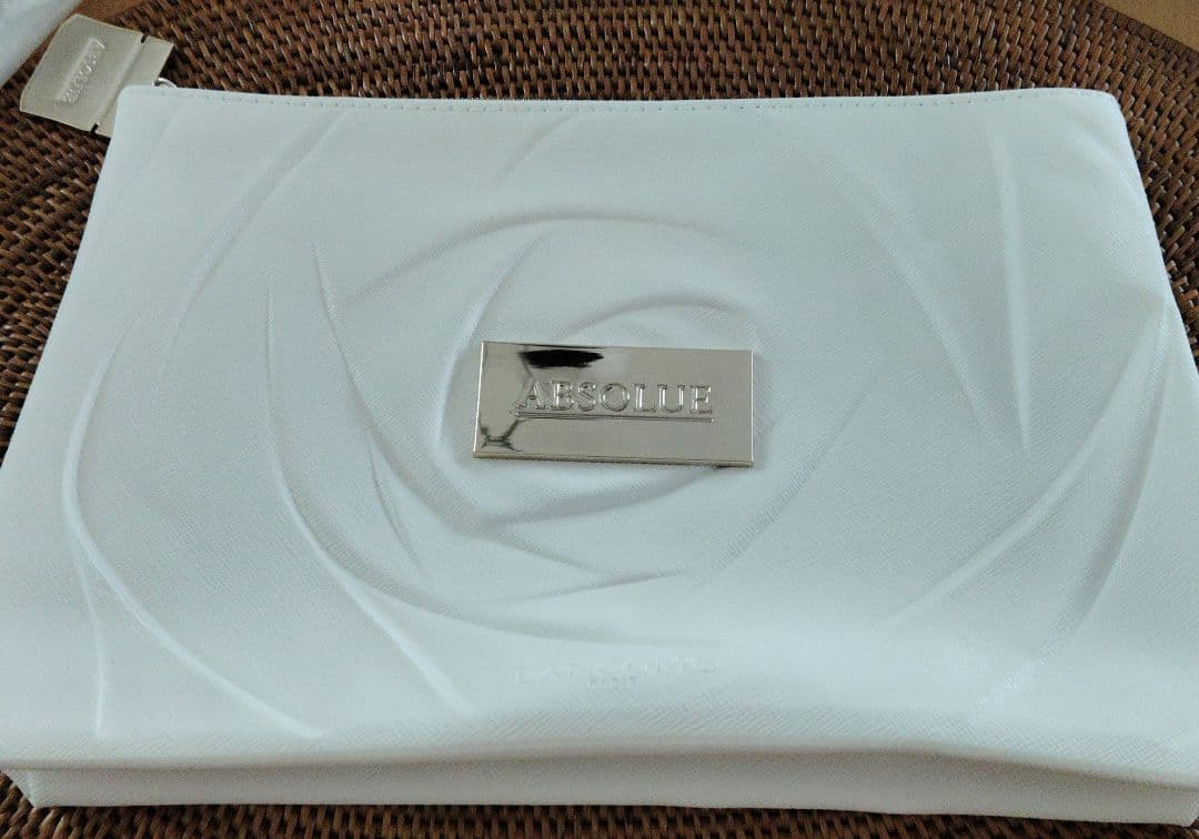 LANCOME ABSOLUE トライアルセット　6点+ポーチ