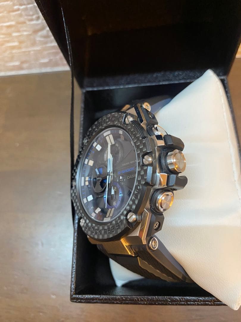 【箱付き極美品/レア】G-SHOCK GST-B100X-1AJF 海外セレブ