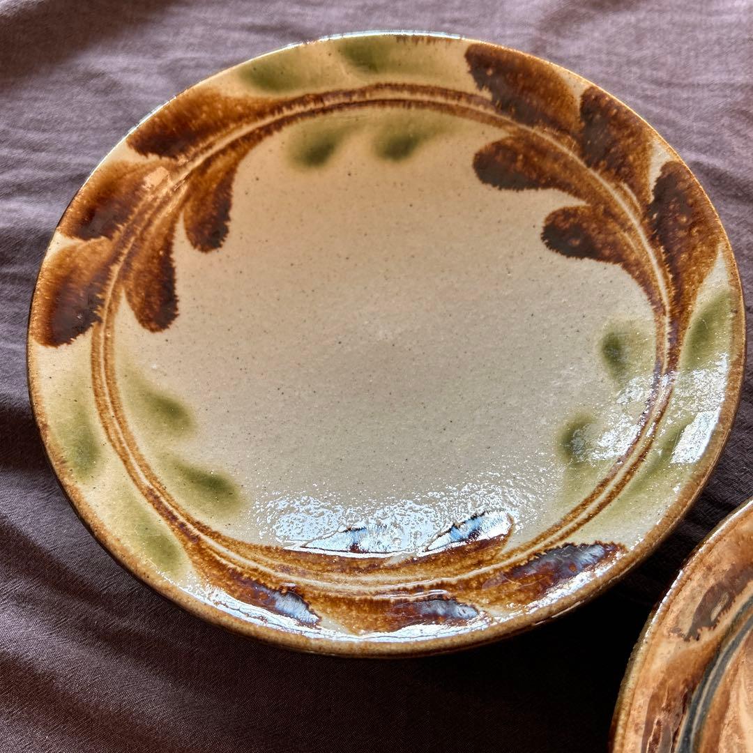 やちむん 2枚セット 7寸 大皿 丸 陶芸こまがた デイゴ柄 沖縄陶器 駒形爽飛