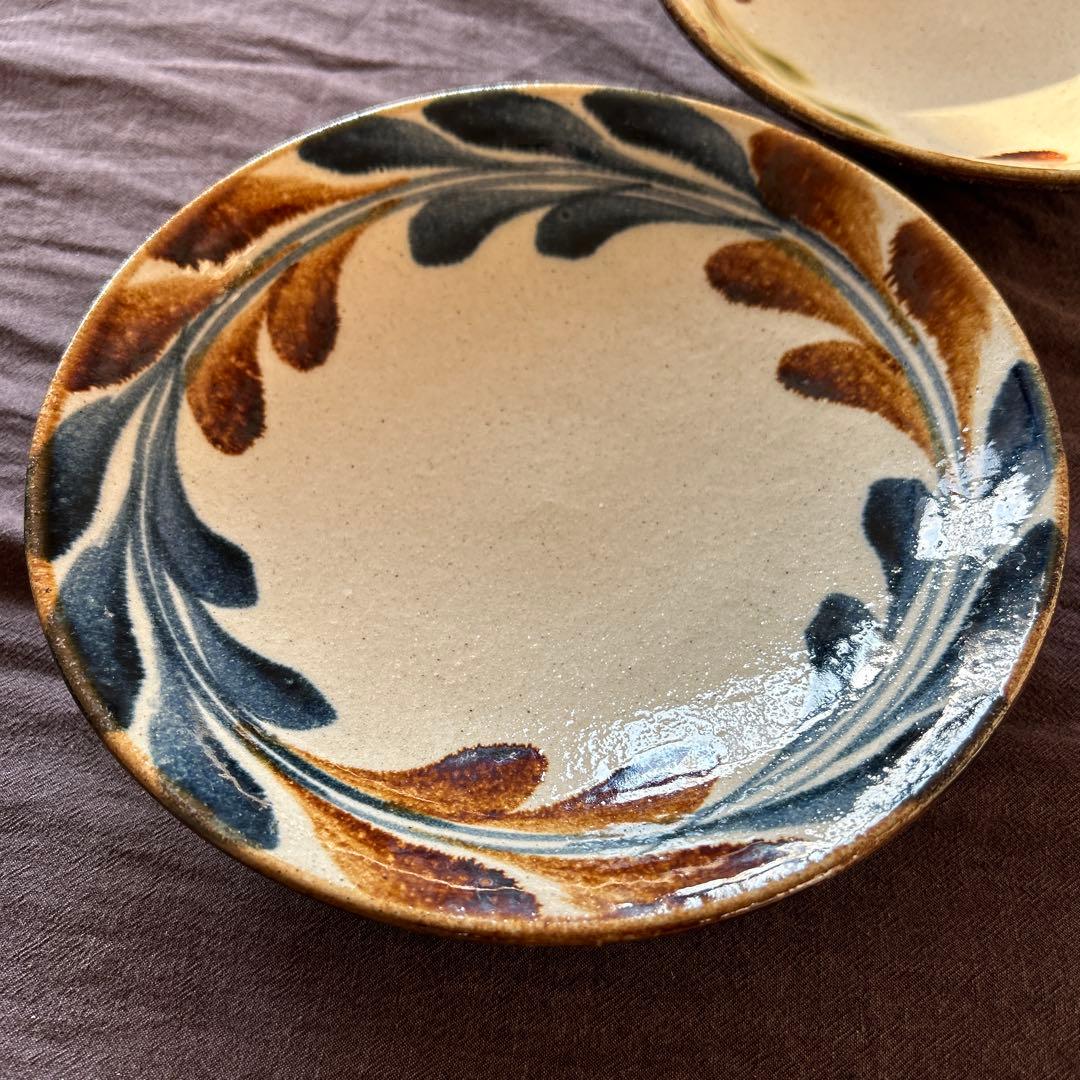 やちむん 2枚セット 7寸 大皿 丸 陶芸こまがた デイゴ柄 沖縄陶器 駒形爽飛