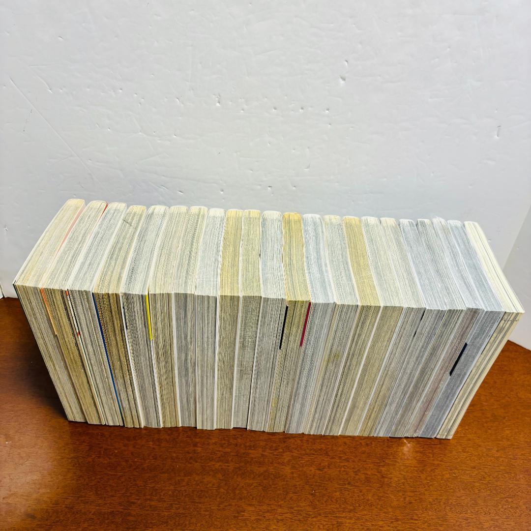 ベルセルク全巻＋ベルセルクオフィシャルガイドブック＋オマケ　計4４冊セット