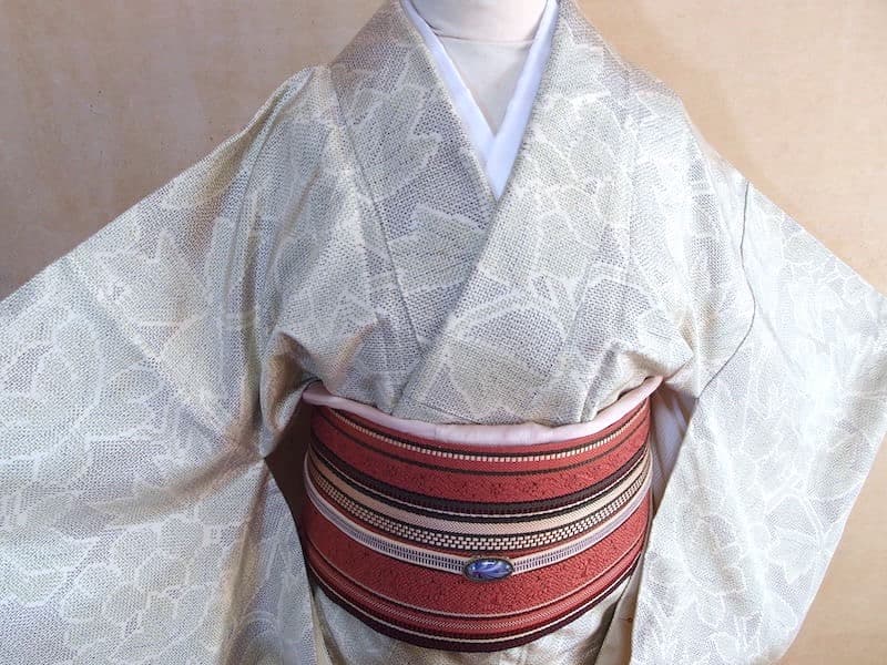 織りの八寸名古屋帯（縦縞に花文）正絹美品