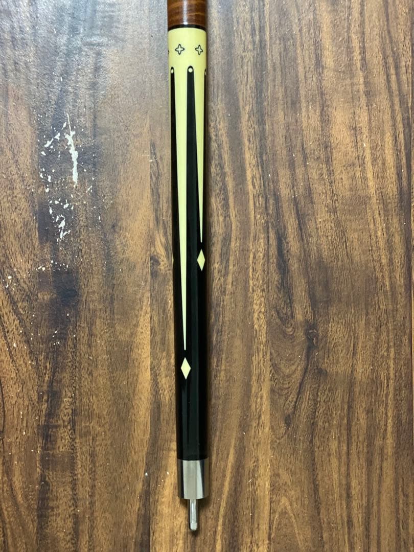 【中古】ビリヤードキューカーボンファイバーシャフト 12.4mm「プレイキュー」