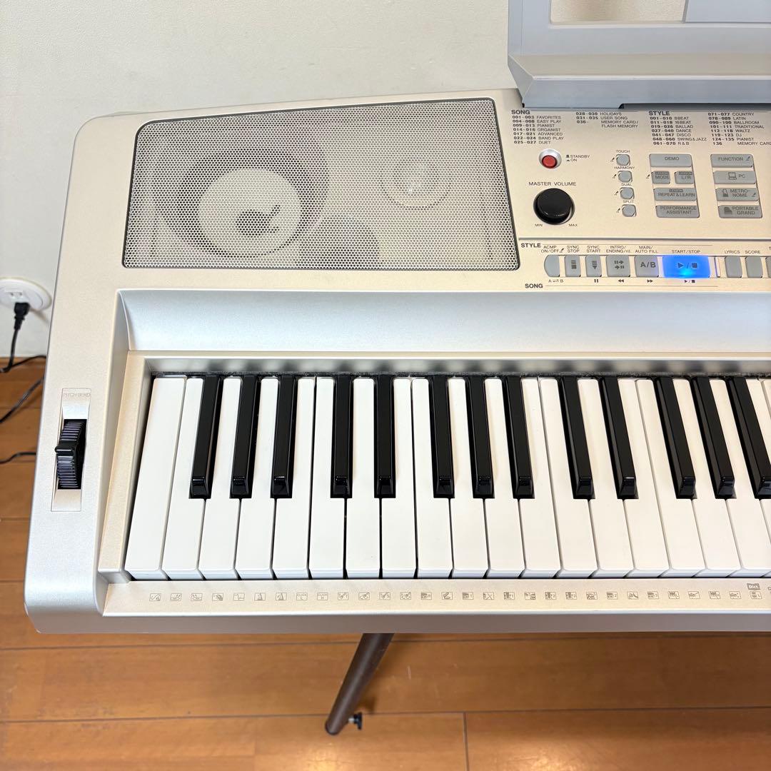 【美品・スタンド付属】YAMAHA Portable Grand DGX-305