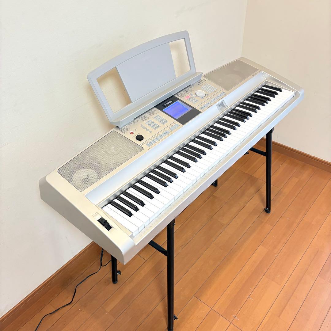 【美品・スタンド付属】YAMAHA Portable Grand DGX-305