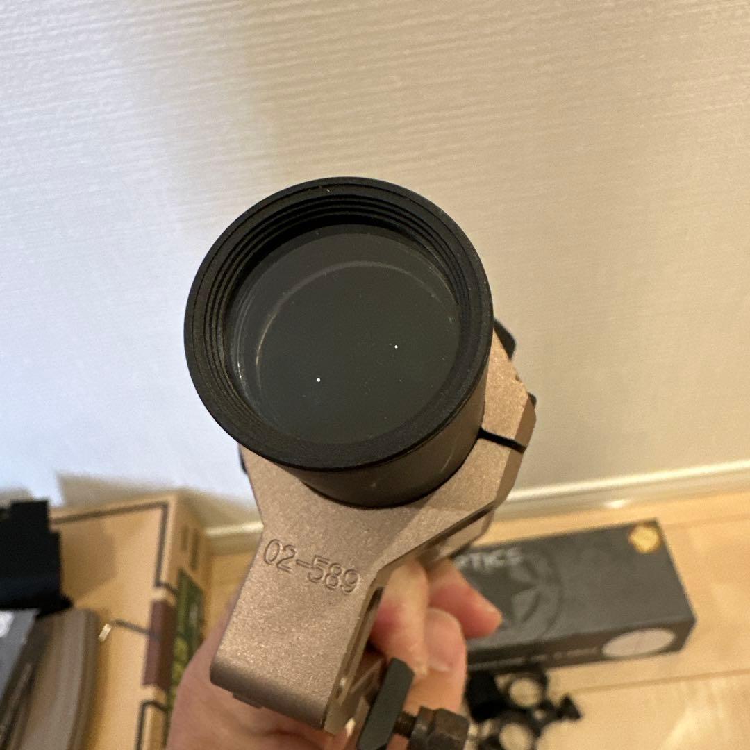 VectorOptics FORESTER JR. ガイズリーマウント付き