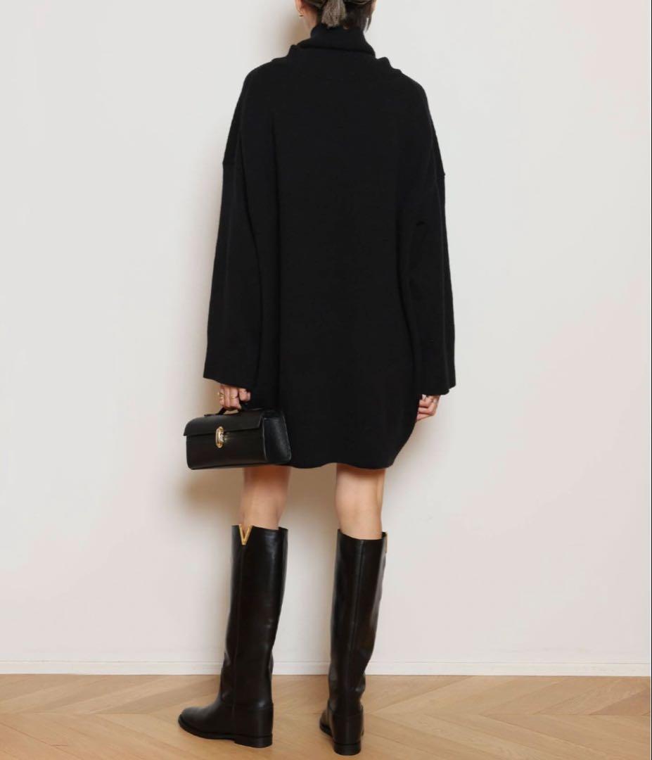 Light タートルネックニットワンピース