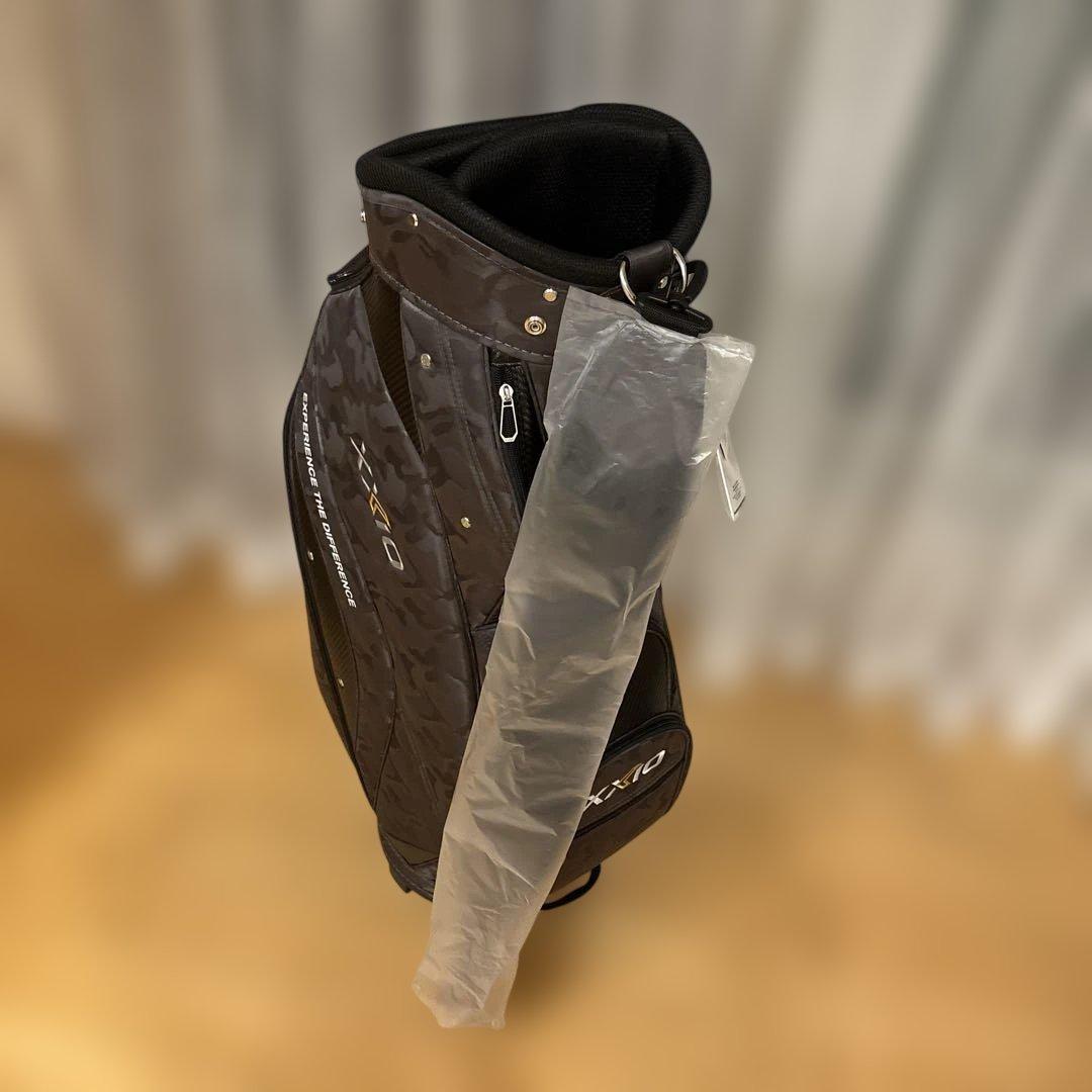 ゼクシオ　新品未使用キャディーバック ９.５インチ