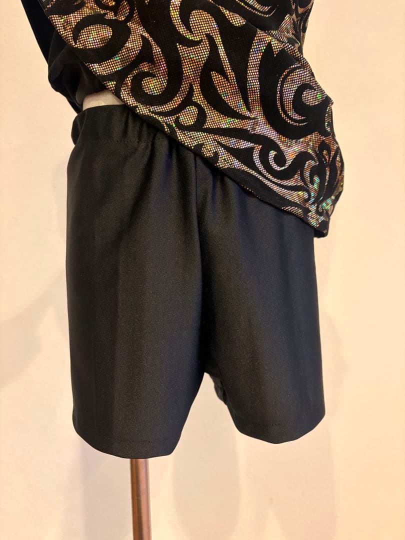 140ダンス衣装　黒×ゴールド　ワンピース