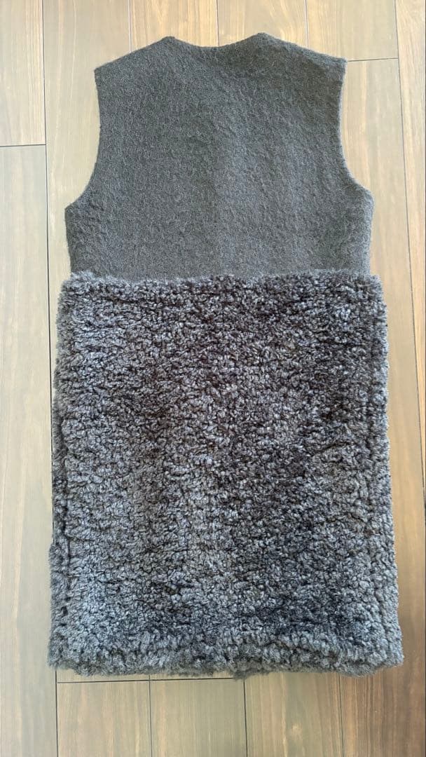 gypsohila ウールモヘアテディベスト　黒
