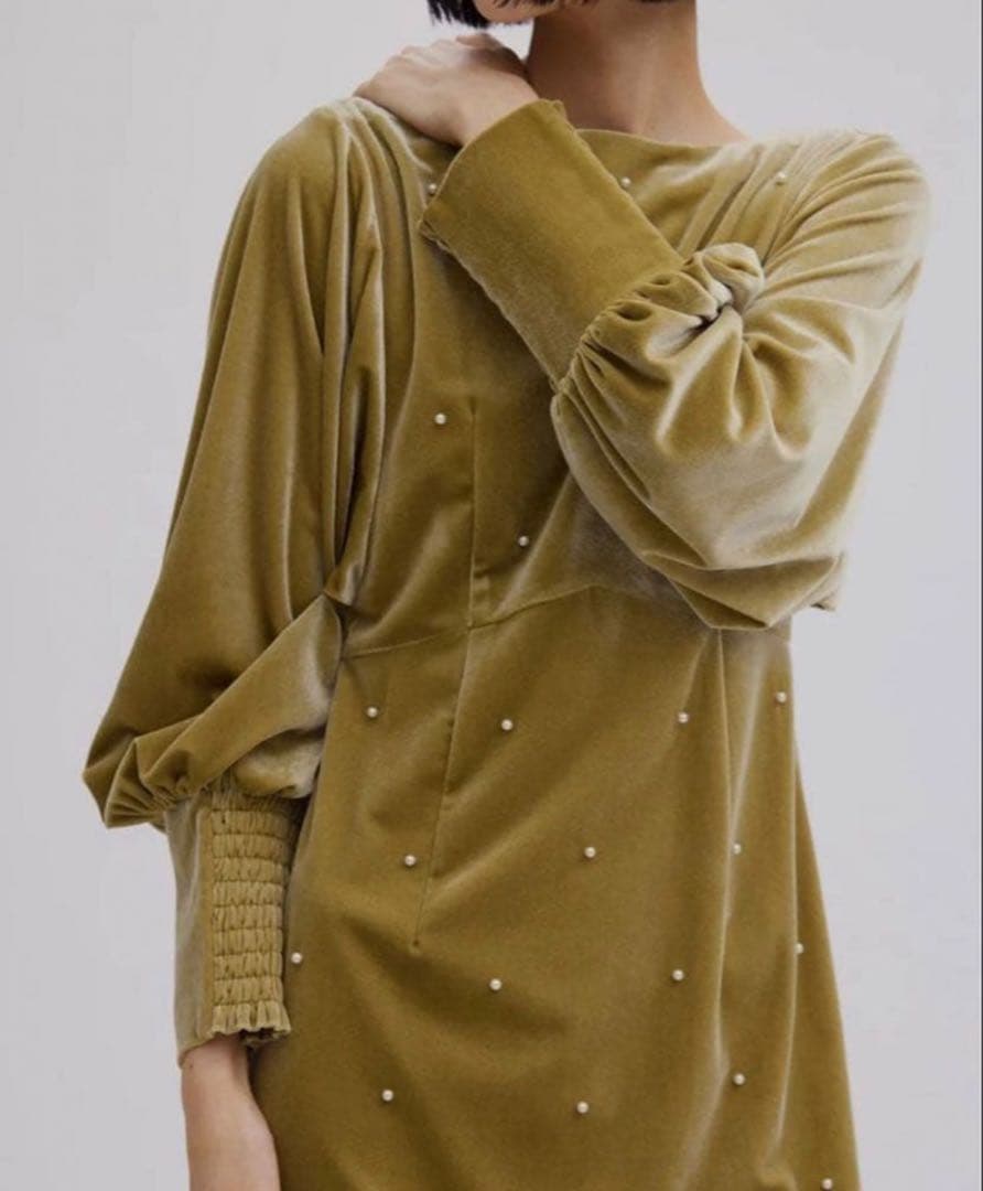 ワンピース Ameri BACK OPEN PEARL VELOUR DRESS