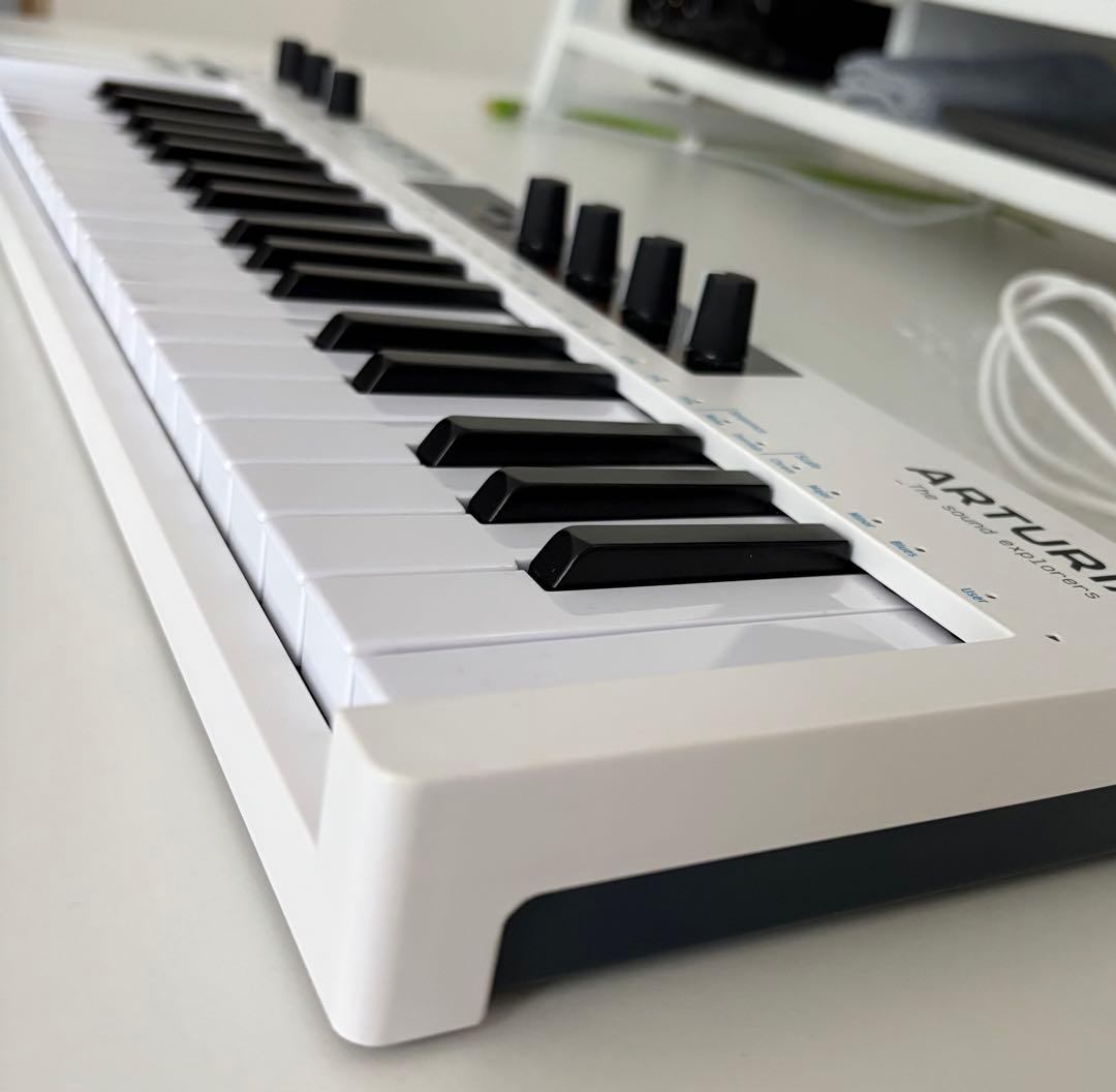 ARTURIA ( アートリア ) KEYSTEP 37 MIDIキーボード