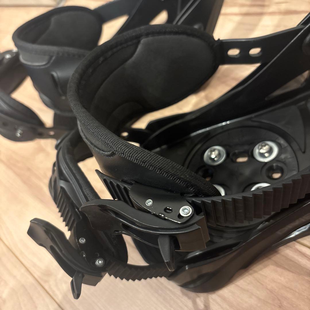 ブラック スノーボード ビンディング