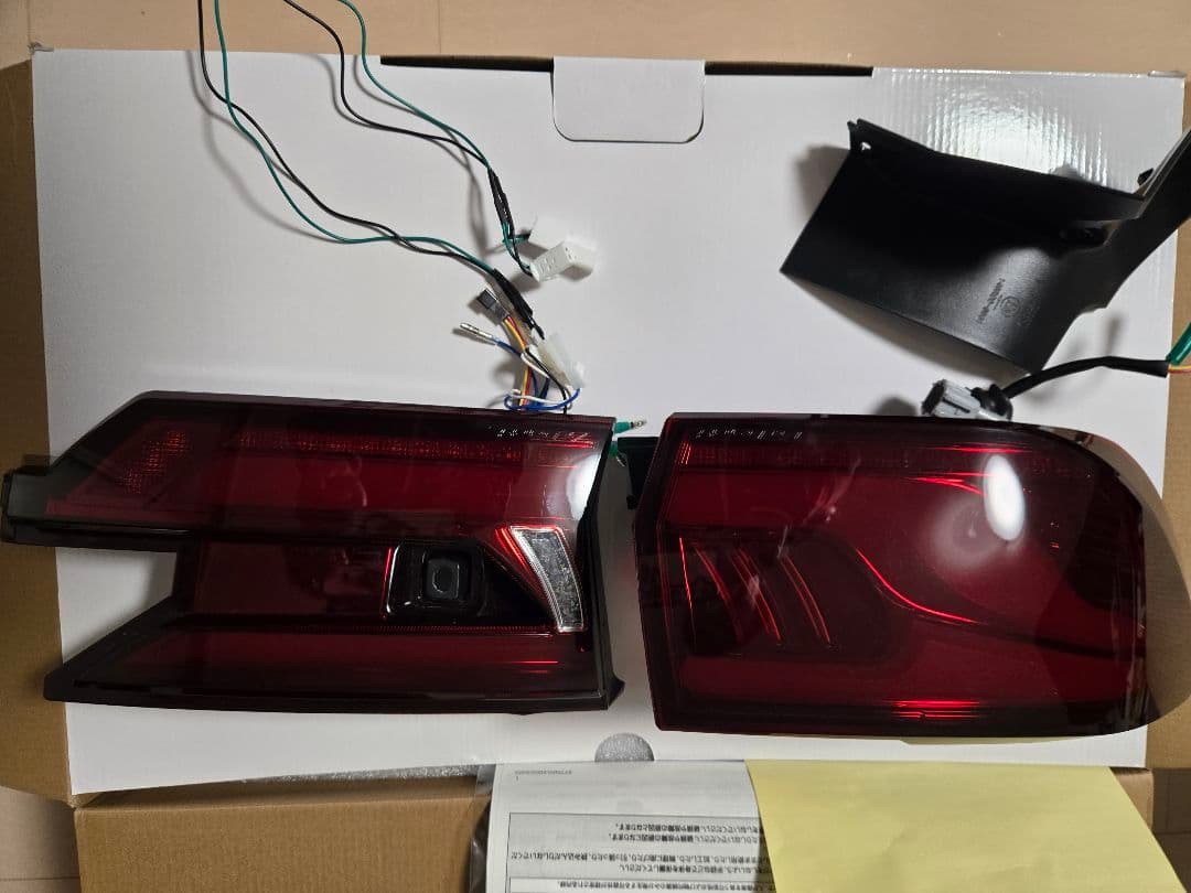 PROVA レヴォーグ LEDテールランプセット　VALENTI 製