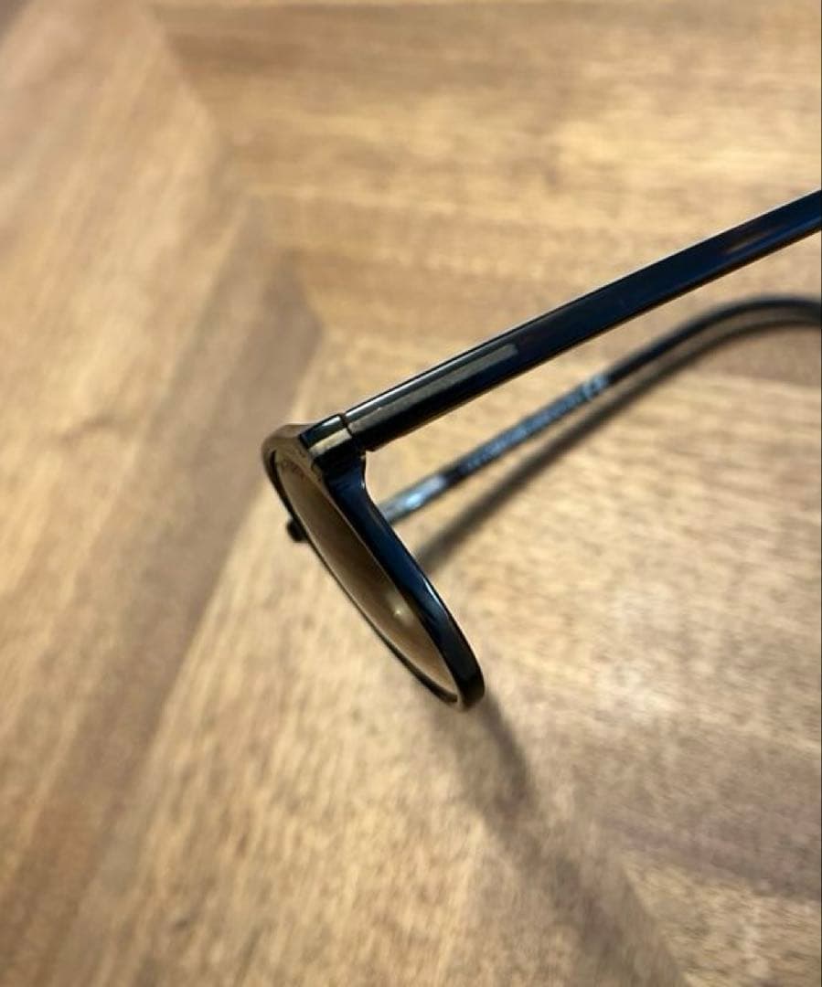 トムフォードサングラス　Andrea-02モデルTF539 カラー52F