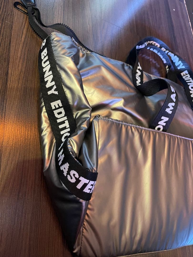 MASTER BUNNY EDITION シルバー バッグ