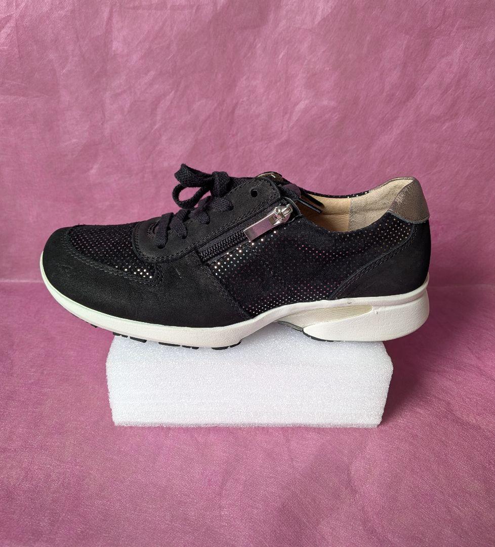 ♦専用♦ASICS ペダラ WP255S 24.0cm スニーカー【試足のみ】