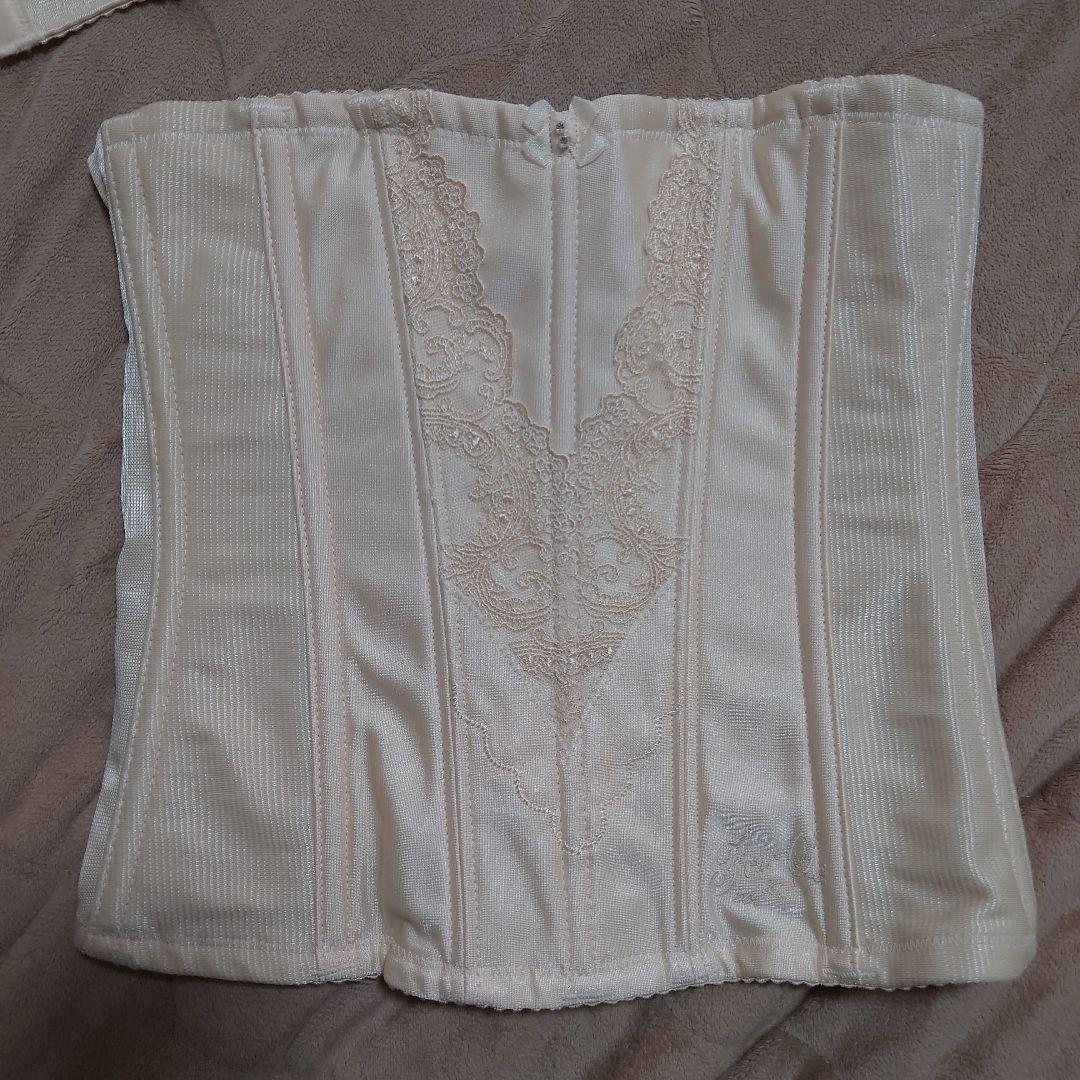 まりそ フォーシスアンドカンパニー ブライダルインナー セット