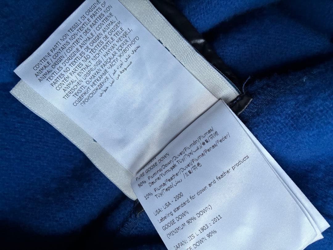 最終お値下げ　モンクレール MANTELLA マンテラ　ケープ　コート　ダウン