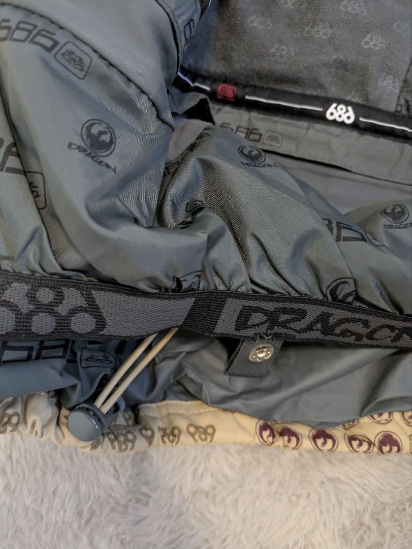 限定値下げ　686×DRAGON 限定 TIMES LINE スノーボードウェア