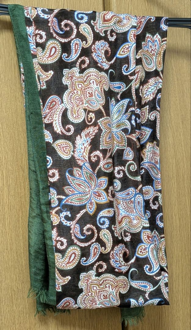 ホリデーアンドブラウン　ストール