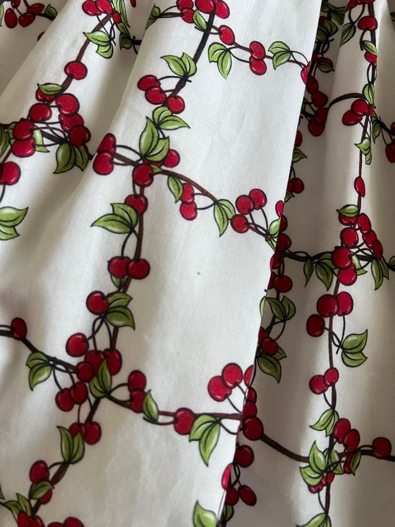 【新品未使用】MONNALISA♡ワンピース♡140cm〜150cm