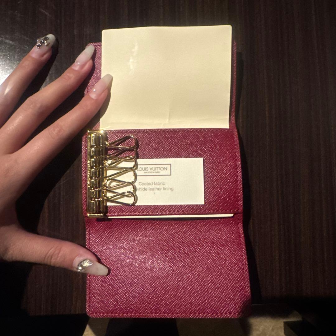 Louis Vuitton キーケース ブラウン/レッド